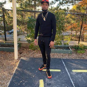 Meet your Posher, Jonathan